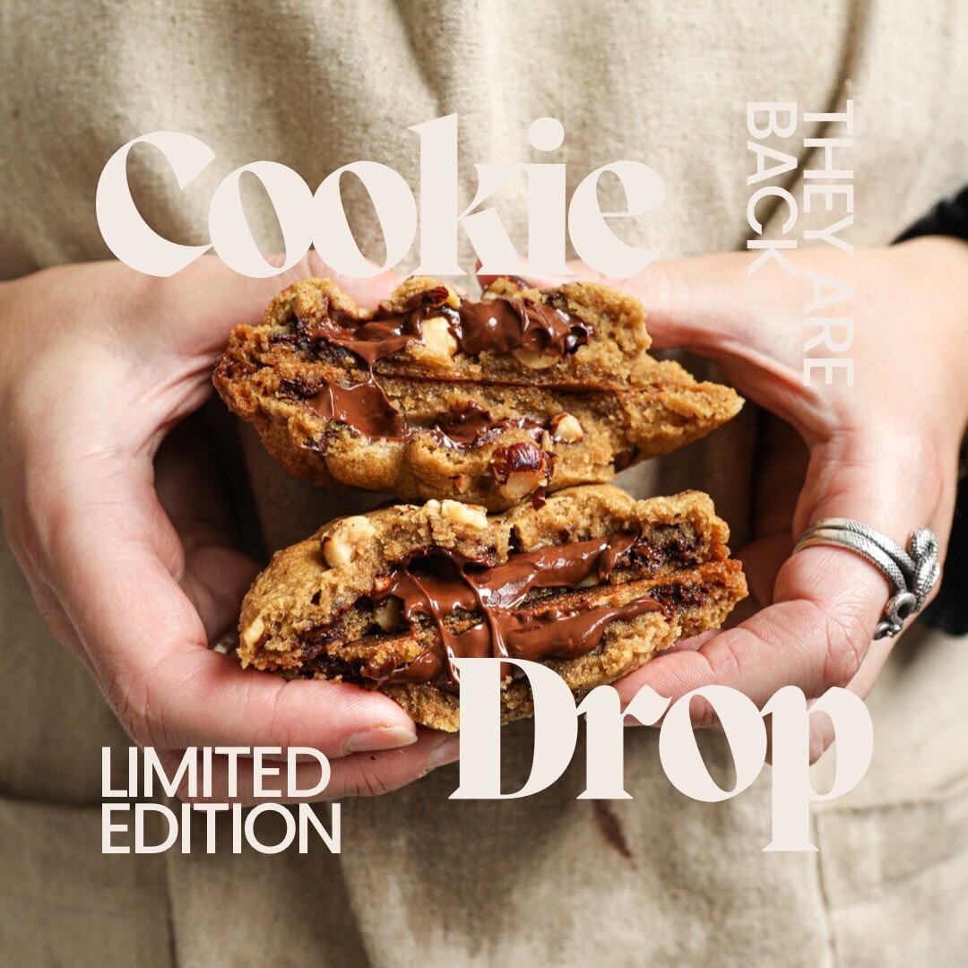 COOKIE DROP 💥 SALTY, NUTTY &amp; SWEET 

A spur of the moment last minute cookie drop is now live on @delli.market app! (the OG lovely buns crew know the deal) 

7x cookies per box (100g per cookie)&hellip;

3x sea salt &amp; dark chocolate
2x almon