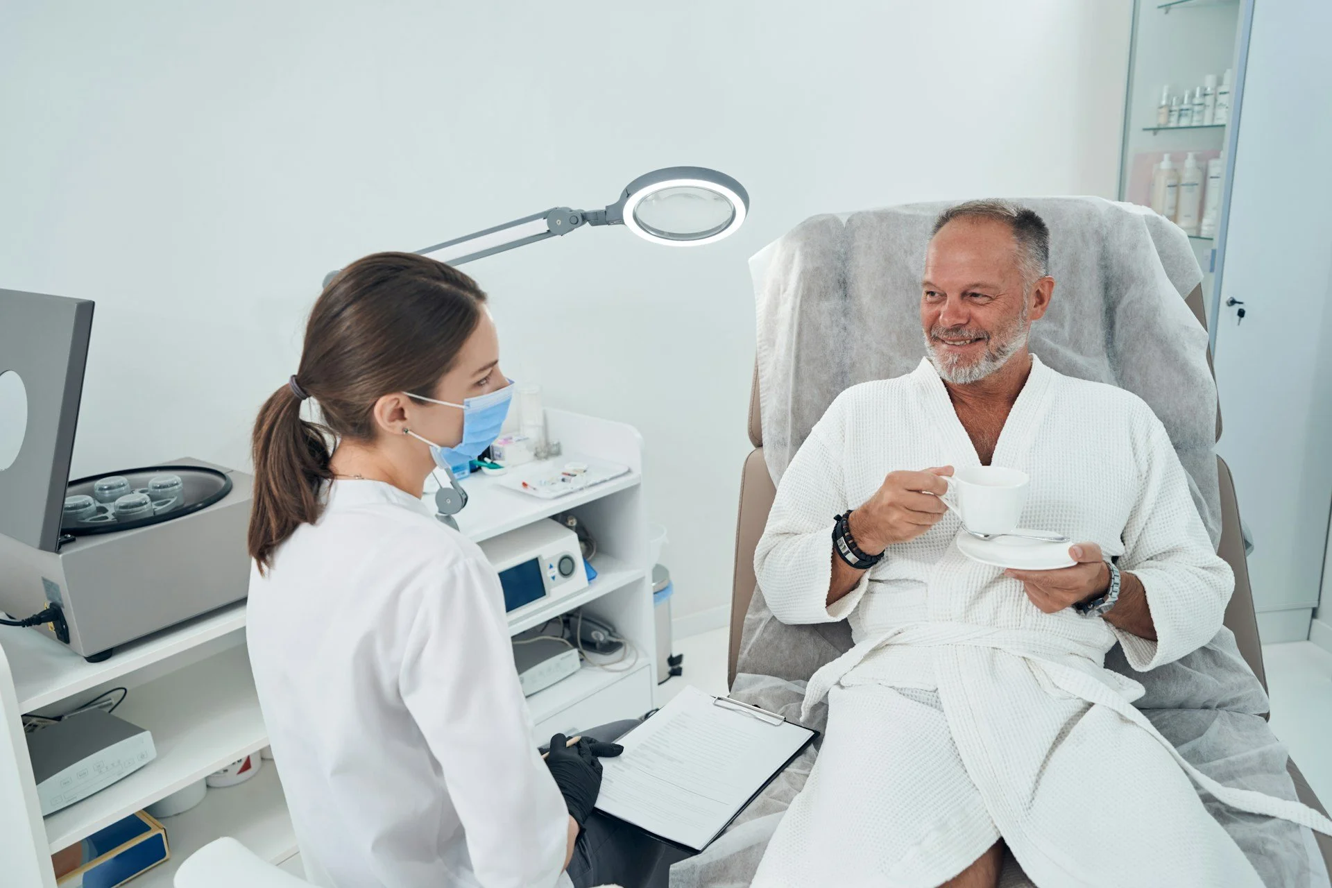 How a Wellness Clinic in Phoenix AZ Fits Monthly Check-Ins