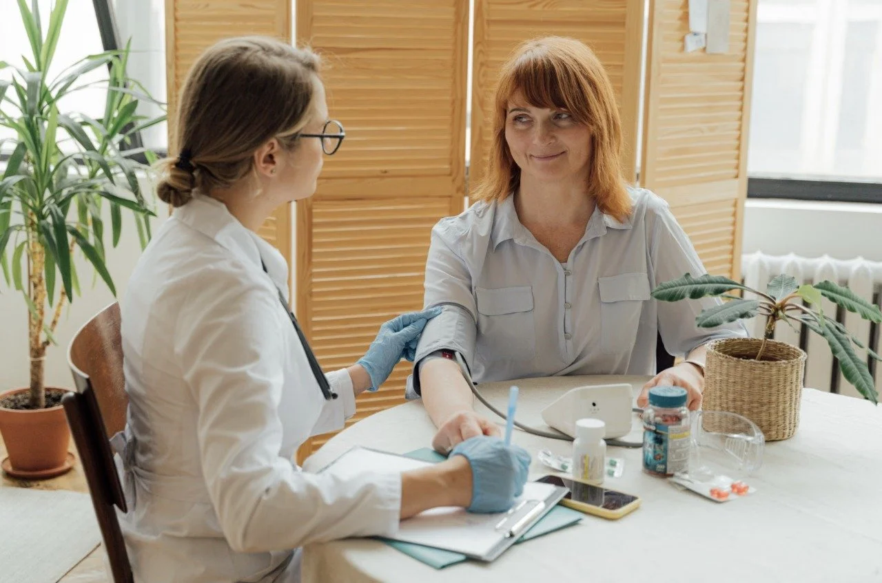 What to Expect From Thyroid Treatment in Glendale