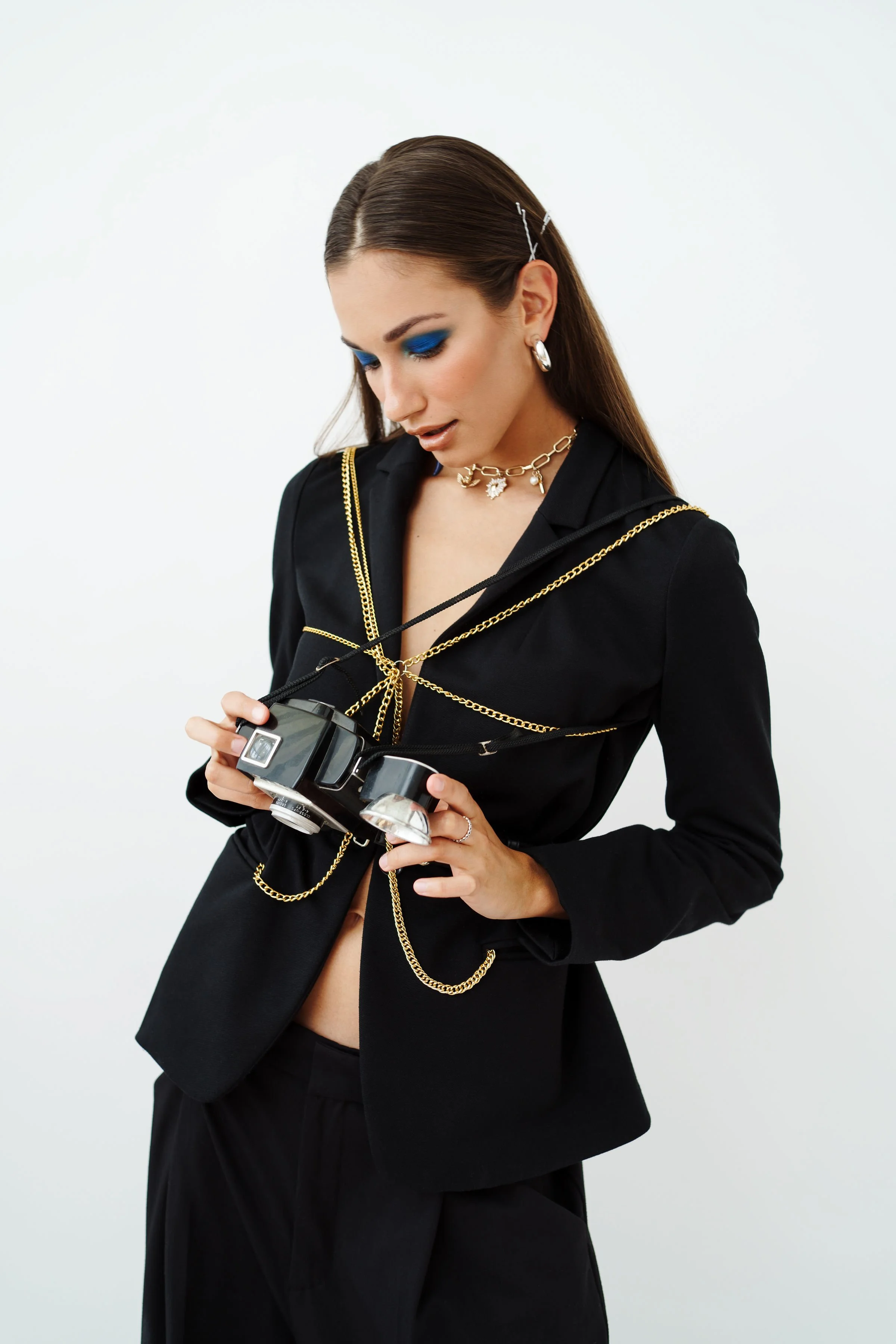 Model: Daria Lieskova/ Stylist: Natalia Ledeneva/ Photographer: Anastasia Nasyko
