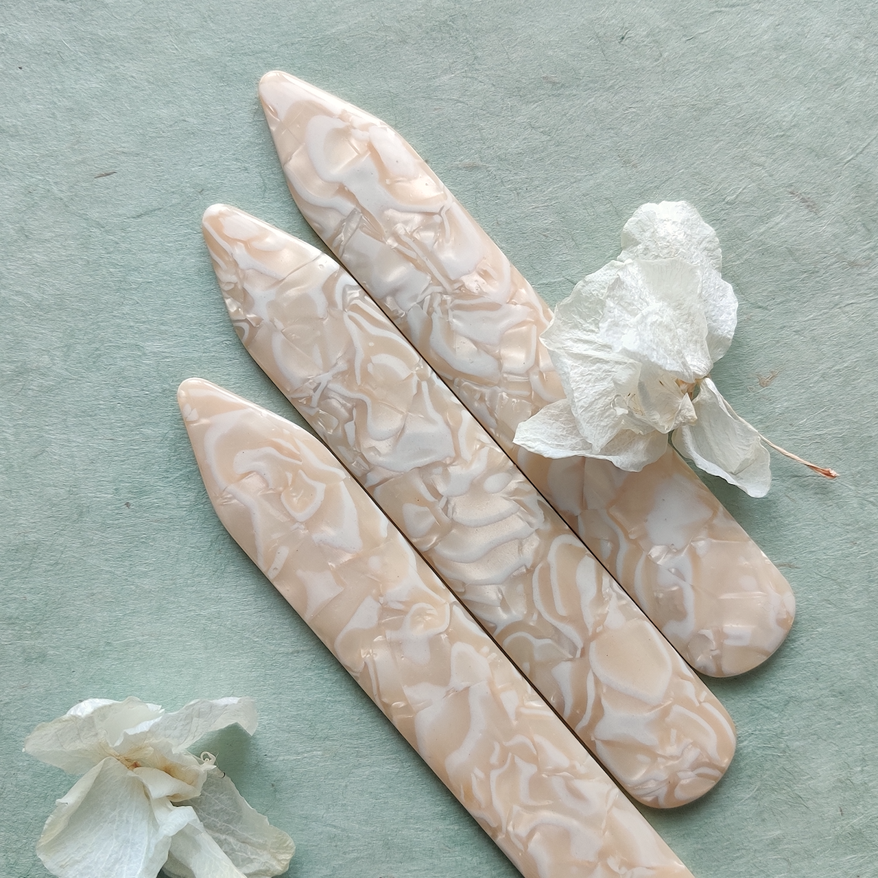 Marbled Folder