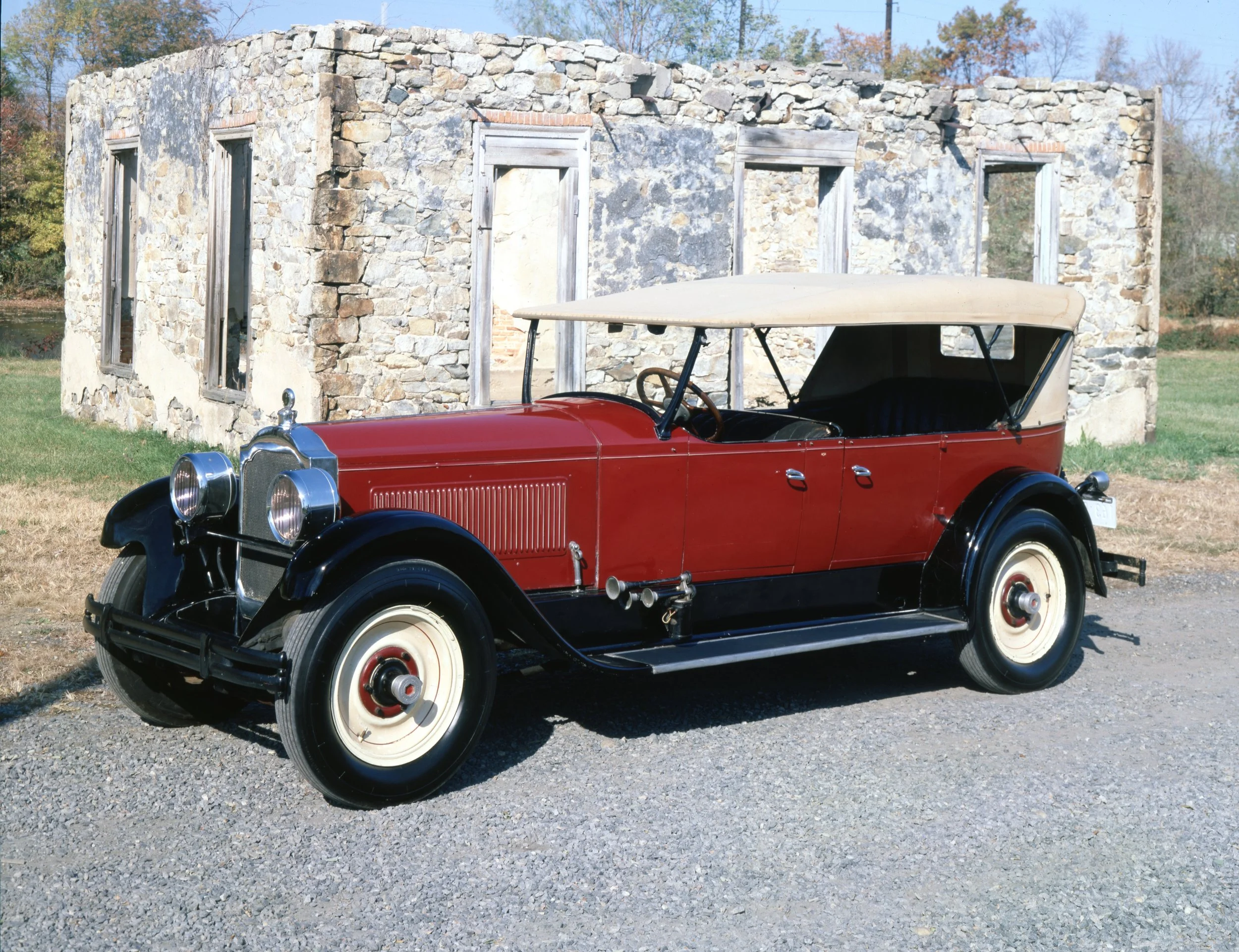 Packard 1925 243 7-Passenger Touring