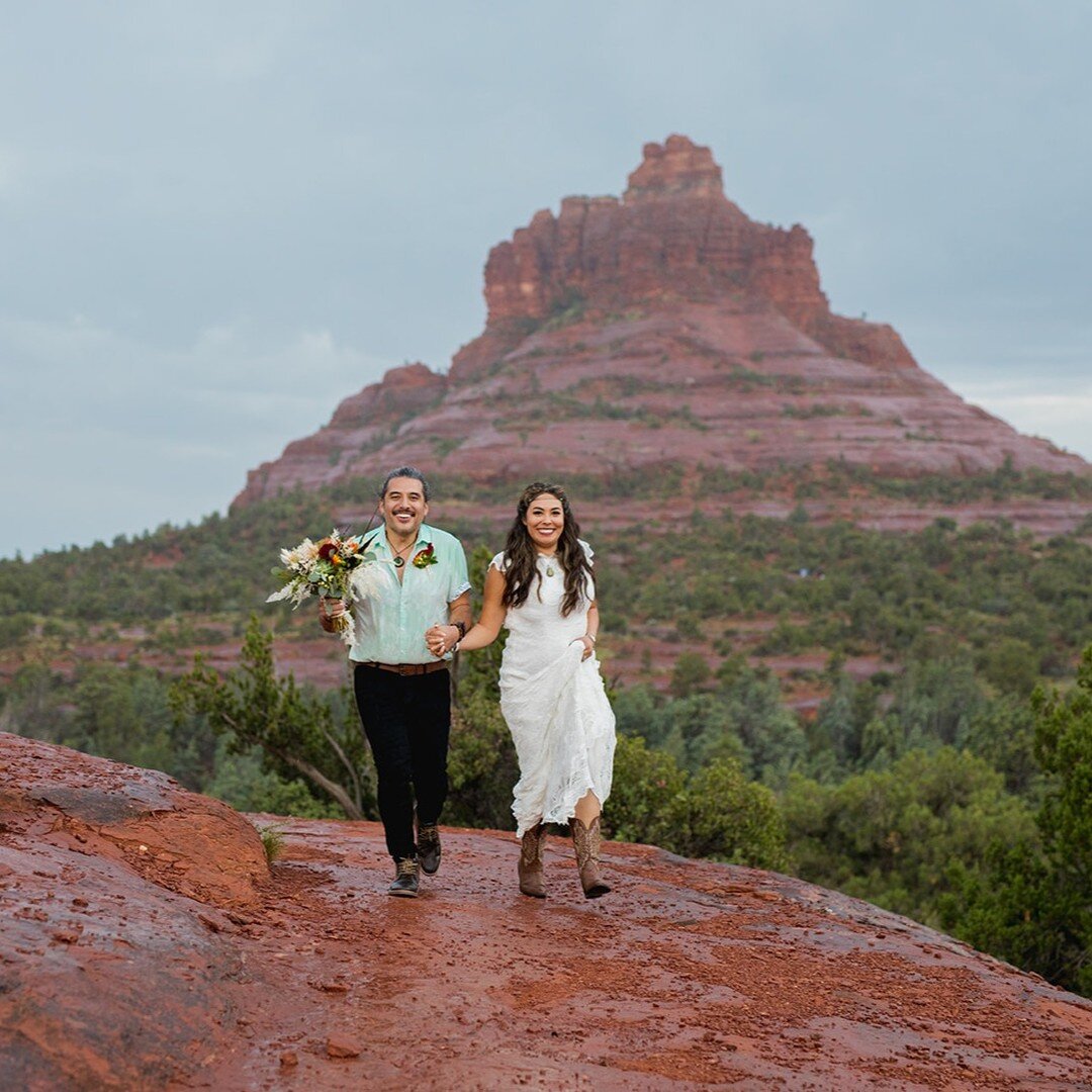 Rainy day weddings... for the right outdoor couples, a little rain just makes things even more fun! These precious people embraced their sky blessing with joy and playfulness - what a treat for us all! #outdoorwedding #getmarriedinsedona #sedonaweddi