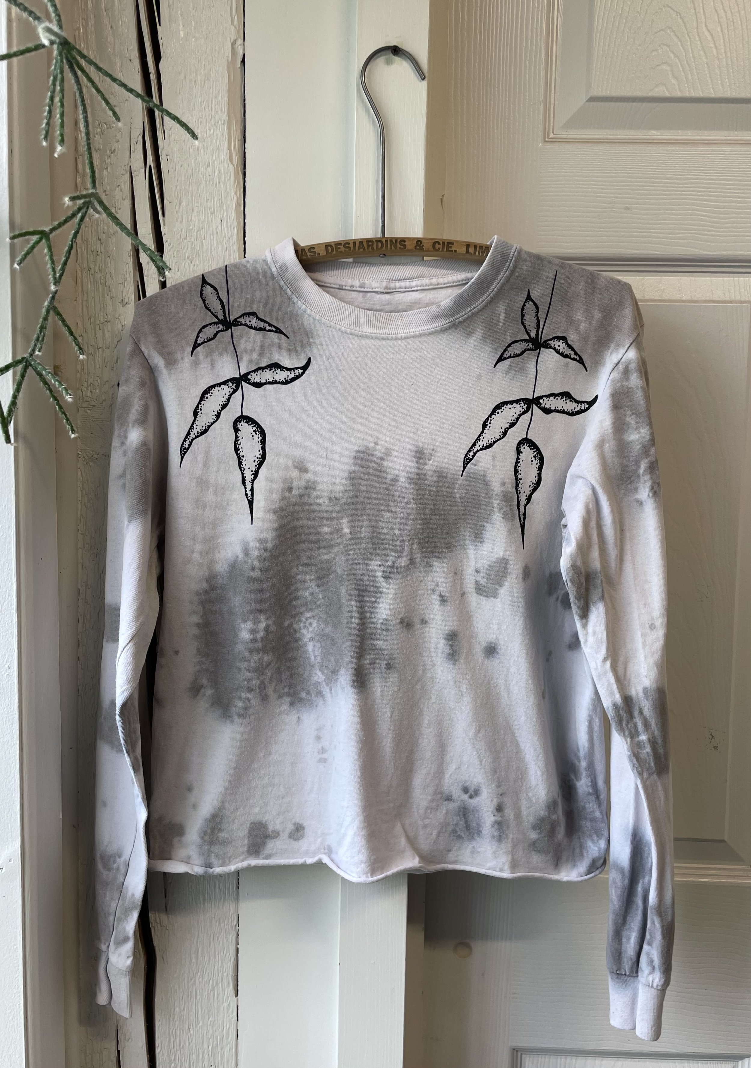 Chandail tie dye gris - taille Petit