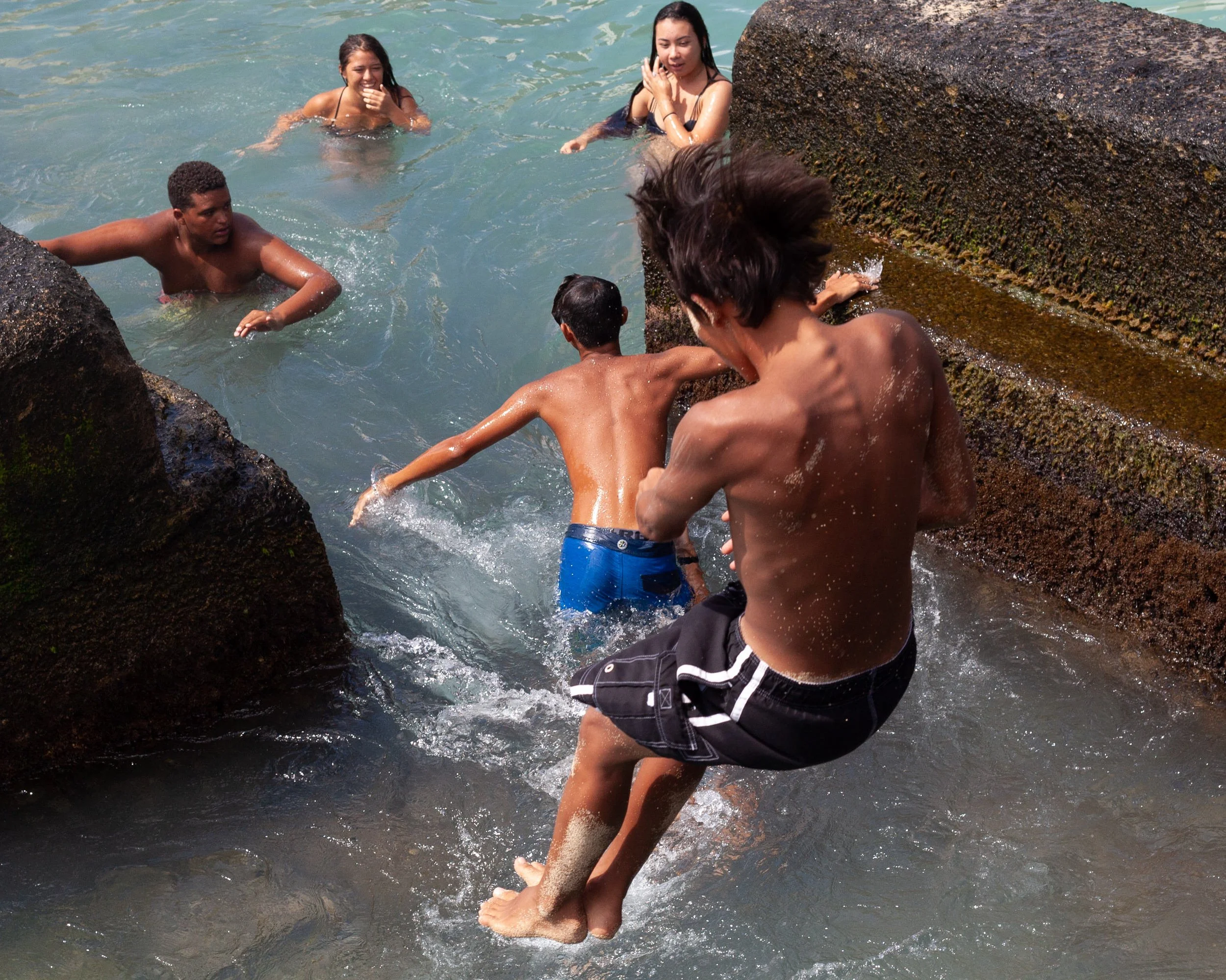 Waikiki Beach Wall-9.jpg