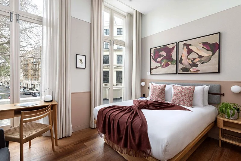 Inhabit Queens Gardens: a pleasurable stroll from the London Meditation Centre 