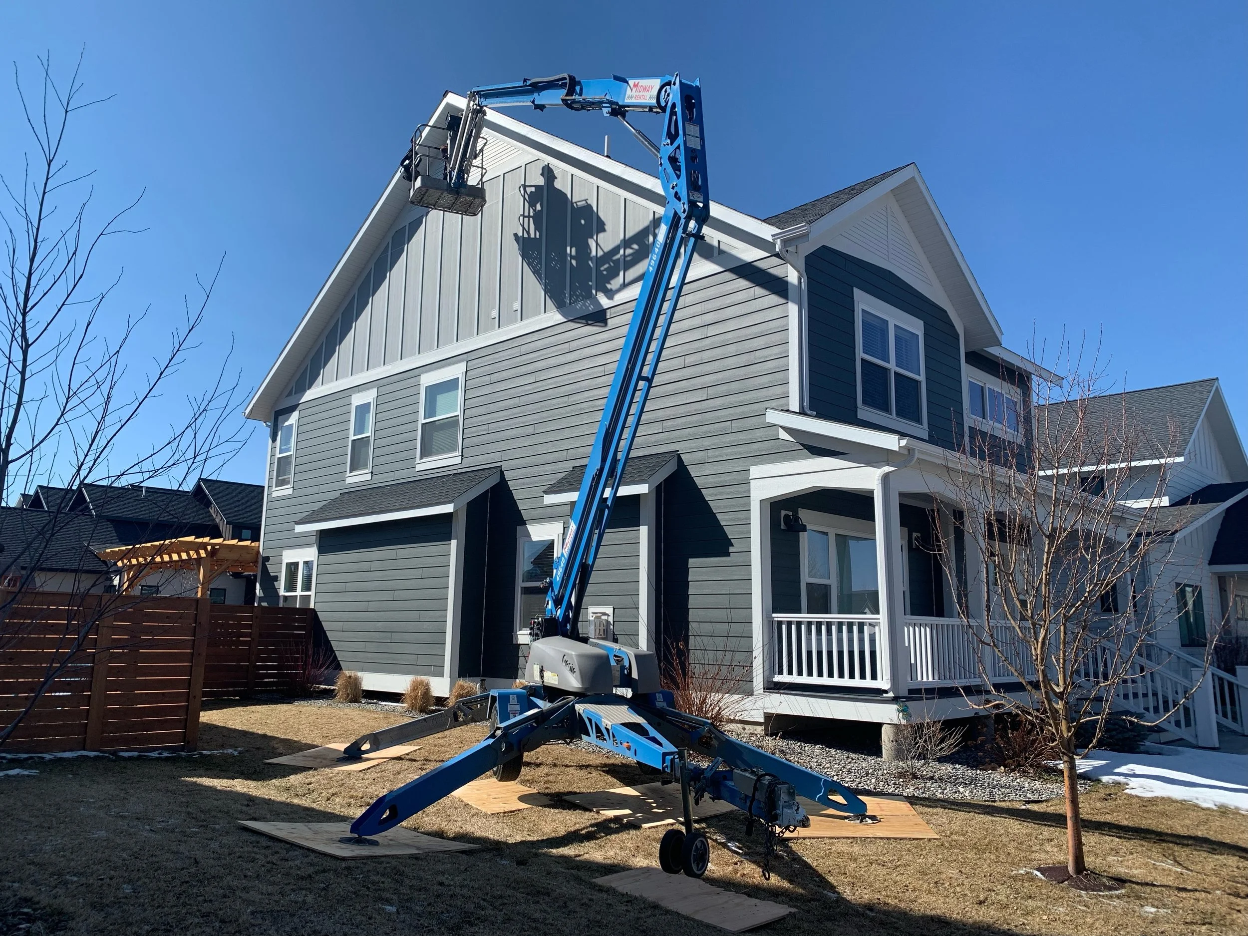 Replacing a piece of fallen fascia