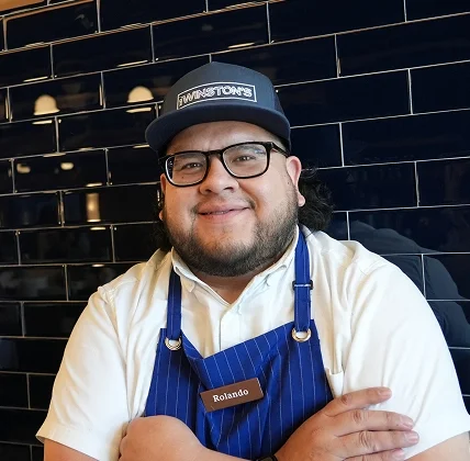 Rolando-Preston-Shop-Barber