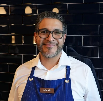 Augustin-Preston-Hollow-Barber