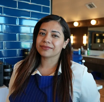 Claudia-Lovers-Shop-Barber