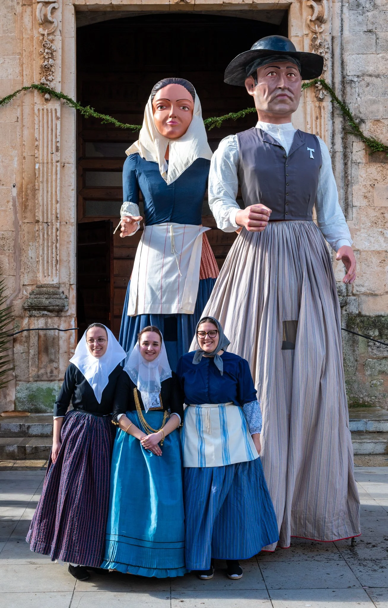 Mallorca - Sant Antoni Giants & Big Heads-02.jpg