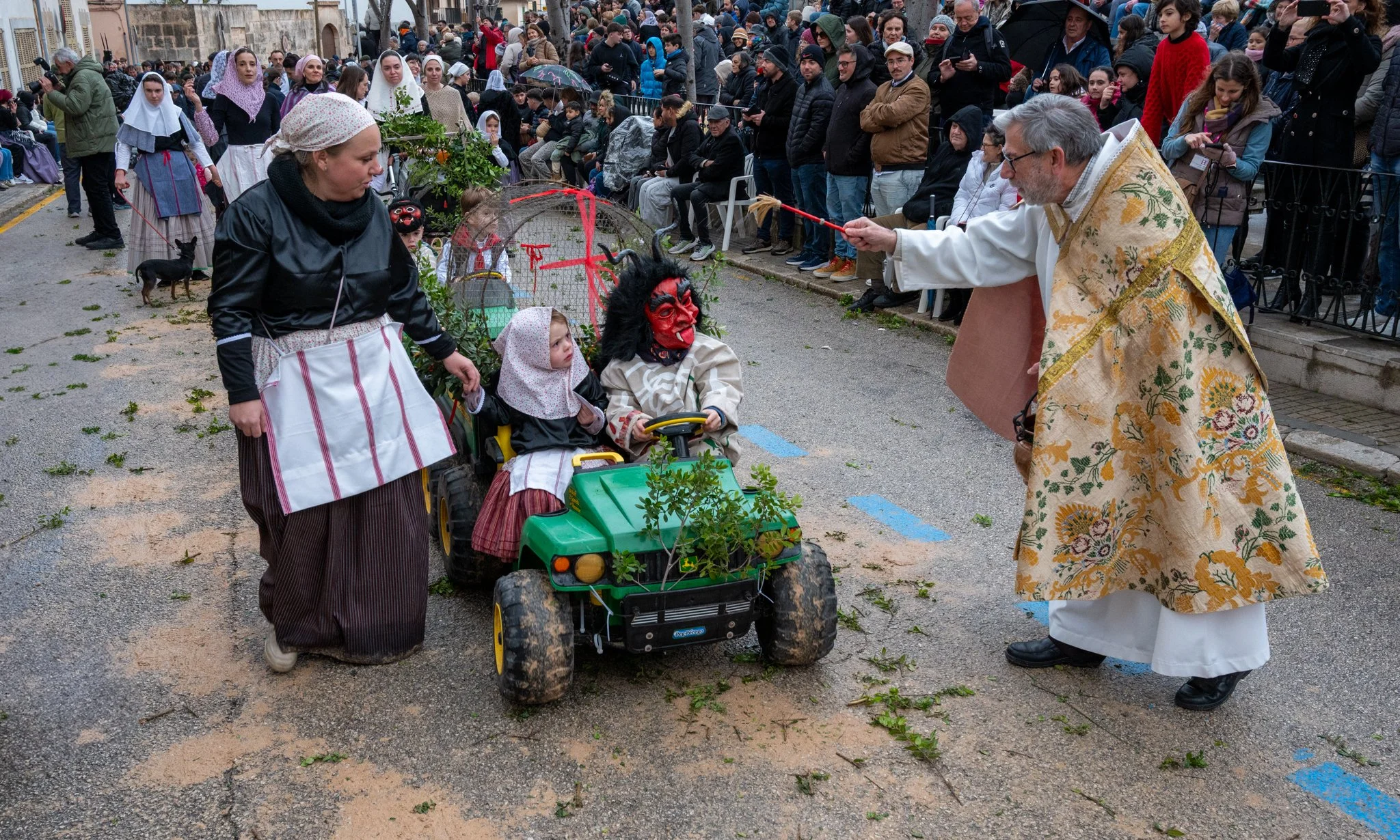 Mallorca - Sant Antoni Animal Blessing & Devils-34.jpg