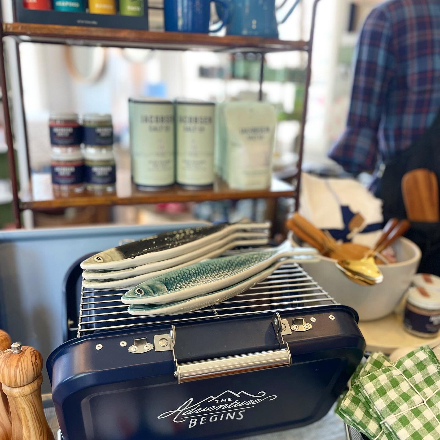 It&rsquo;s exciting to see all of the summer entertaining options in the shop!🌞

#grilling #camping #outdoorliving #outdoorcooking #summervibes #shopsmall #shoplocal #shopwomenled #thearrangementpdx