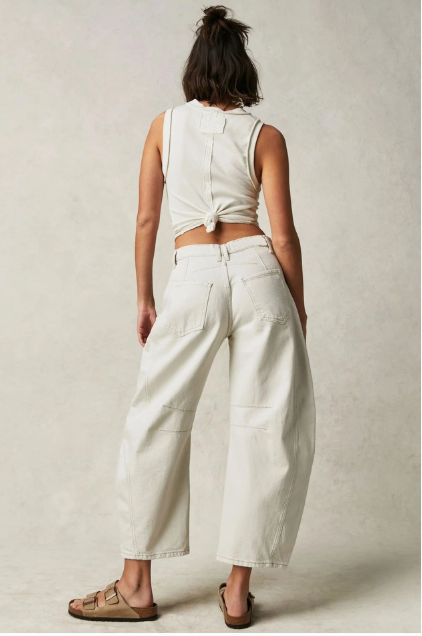Cream Barrel Jean Back.png