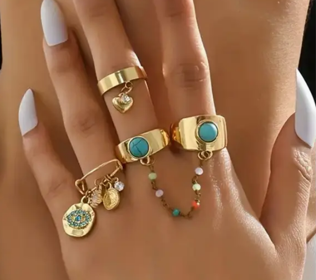 Bohemian Ring Set.png