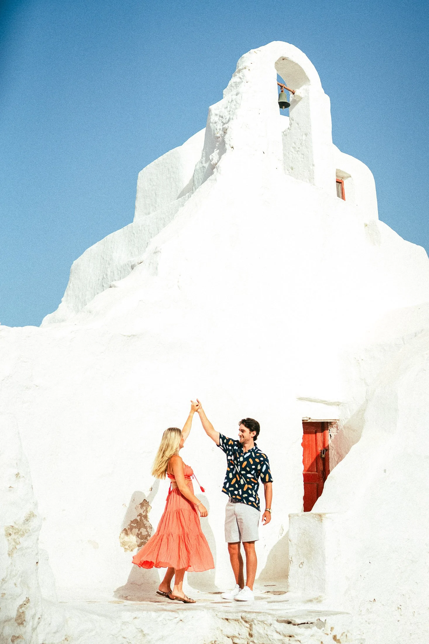 mykonos photosession panagia paraportiani.jpg