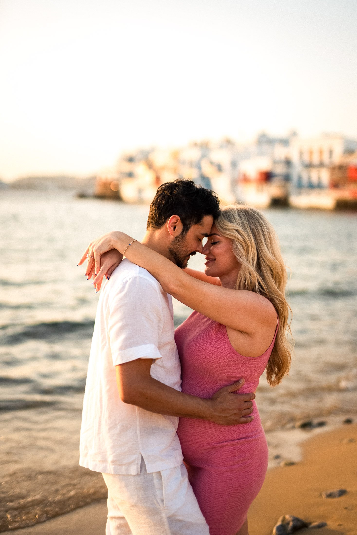 couple photoshoot mykonos