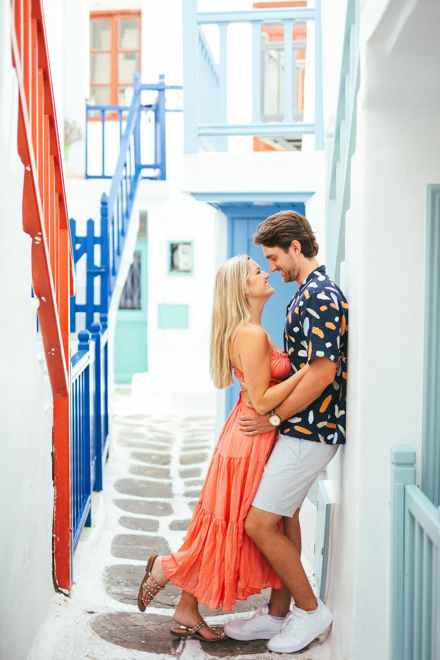 couple photoshoot mykonos