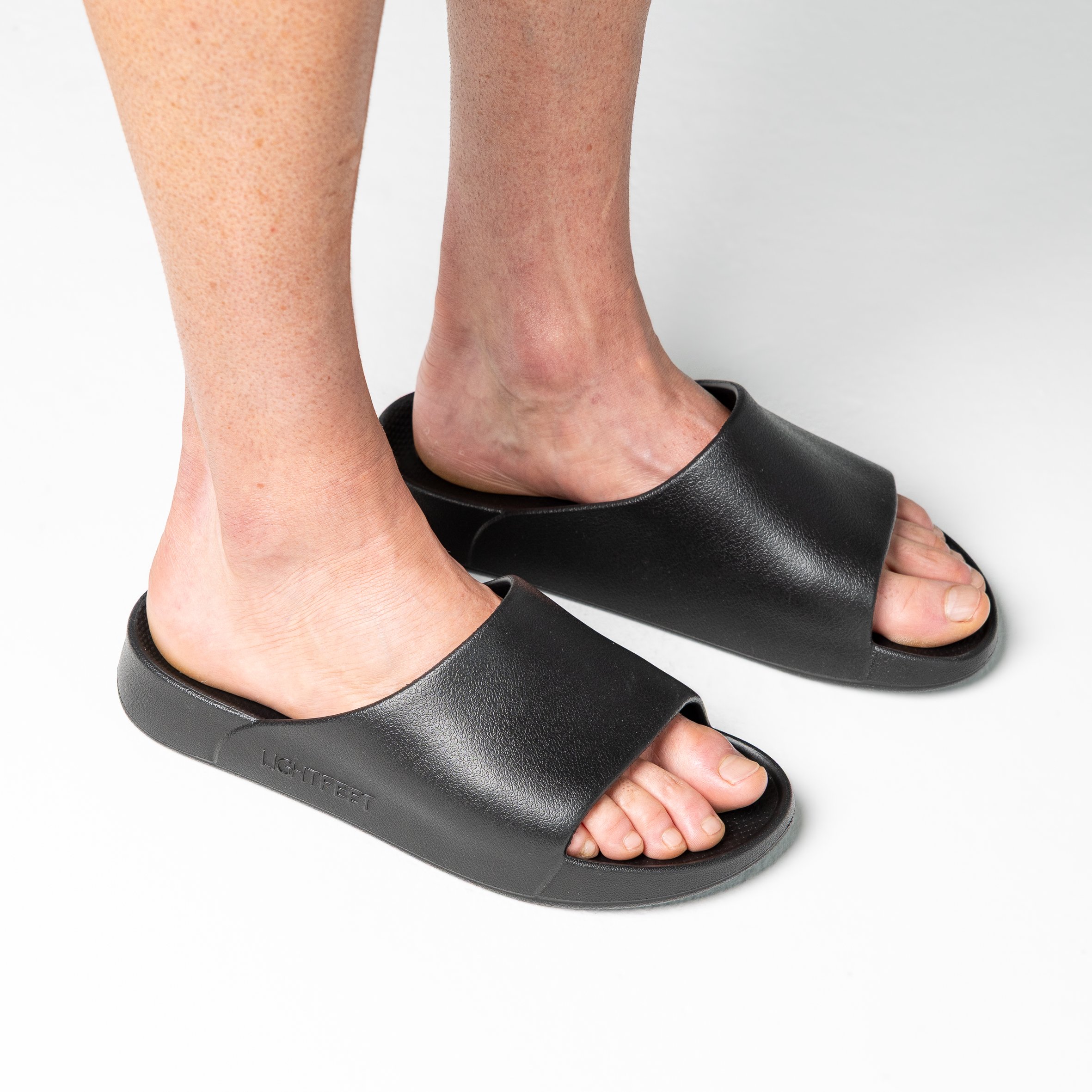 lightfeet studio day10418-Edit.jpg
