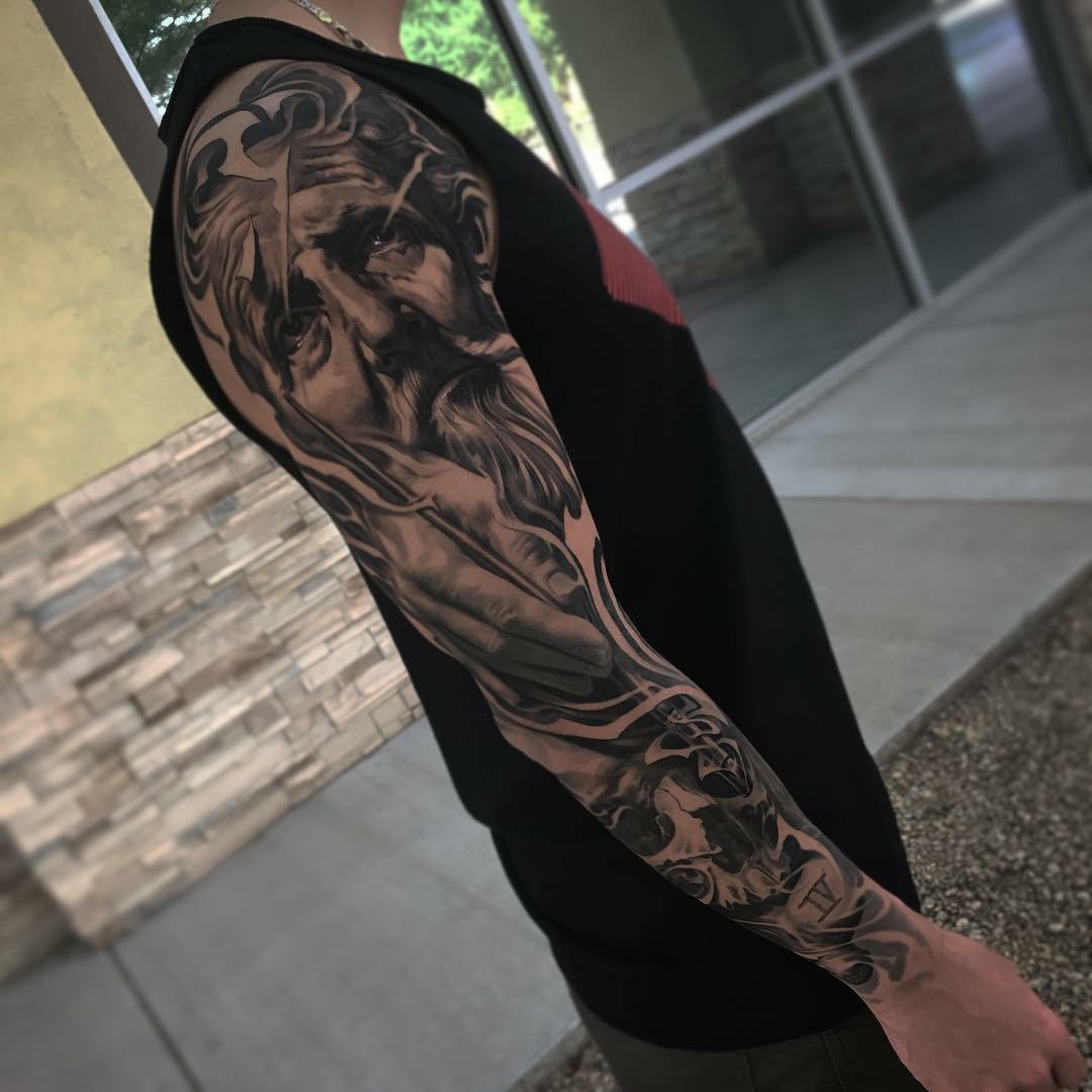 2015809100.jpg