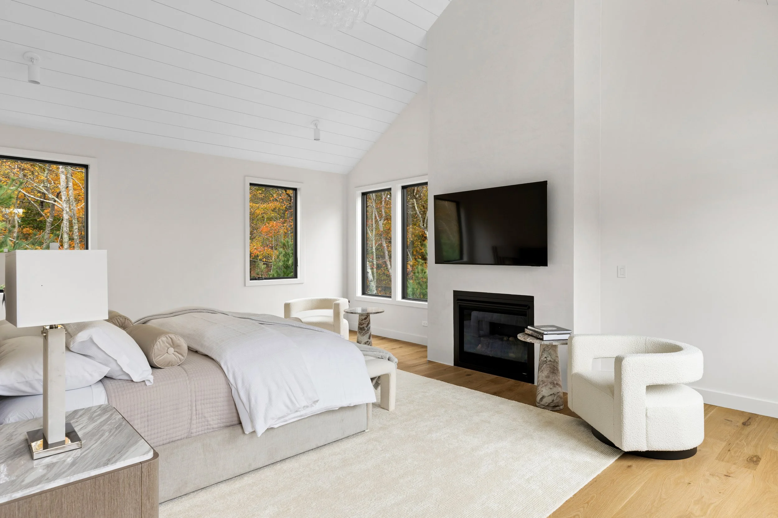 140 Fresh Pond Int-1.jpg