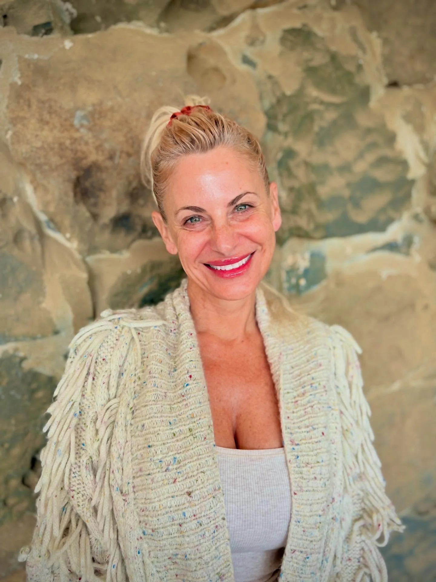 Amy looking radiant after the Fountain of Youth Facial
🌟 Booking link in bio

No makeup or filters, this result is from receiving the facial and her natural beauty. ✨

I use organic, biodynamic products as well as clinical peels and active ingredien