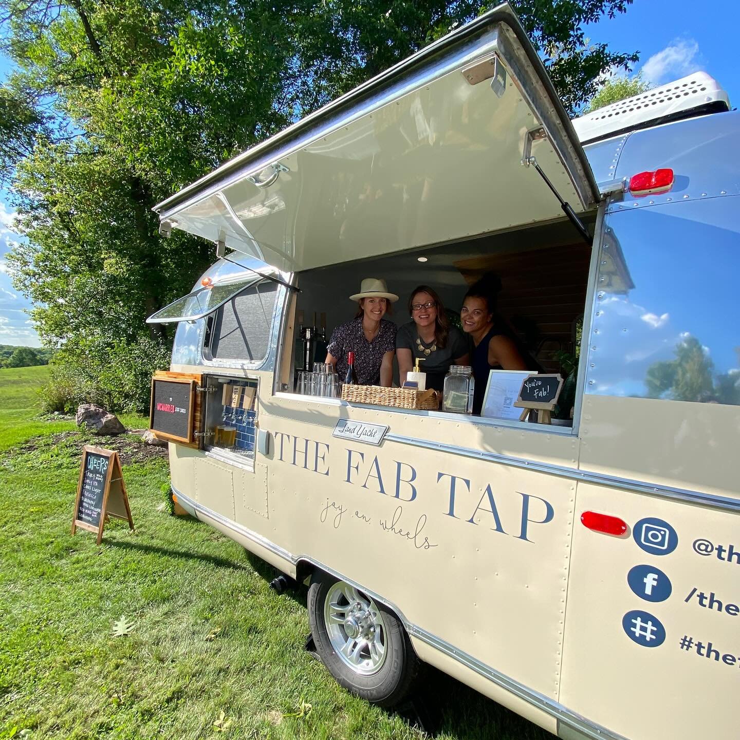 The best mobile bar in all the land! Two taps/bars in one, allowing us to serve more efficiently and quicker. Keeping your guests hydrated all night long.