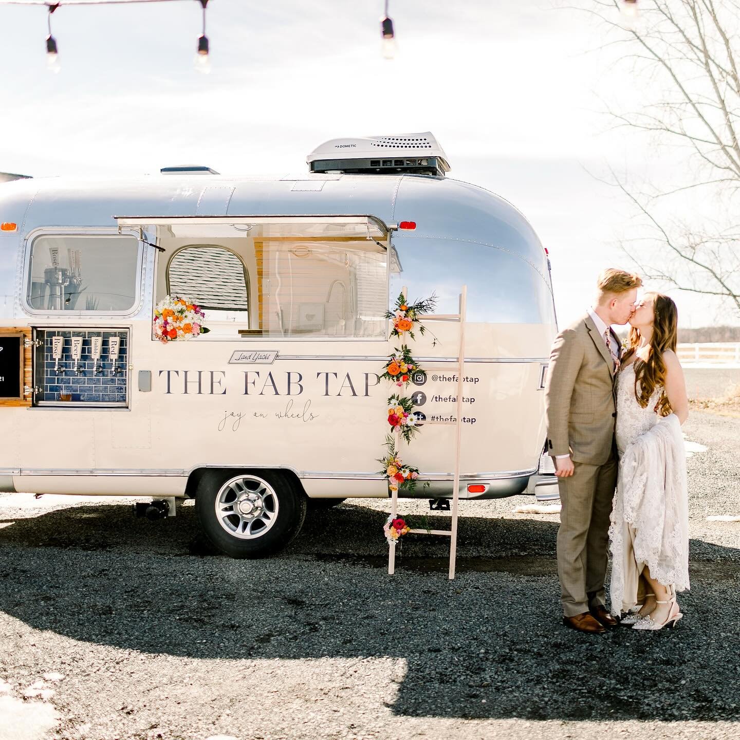 The best photo prop out there. Not only is she functional, she cute. 

📸: @kaceywyrickphotography