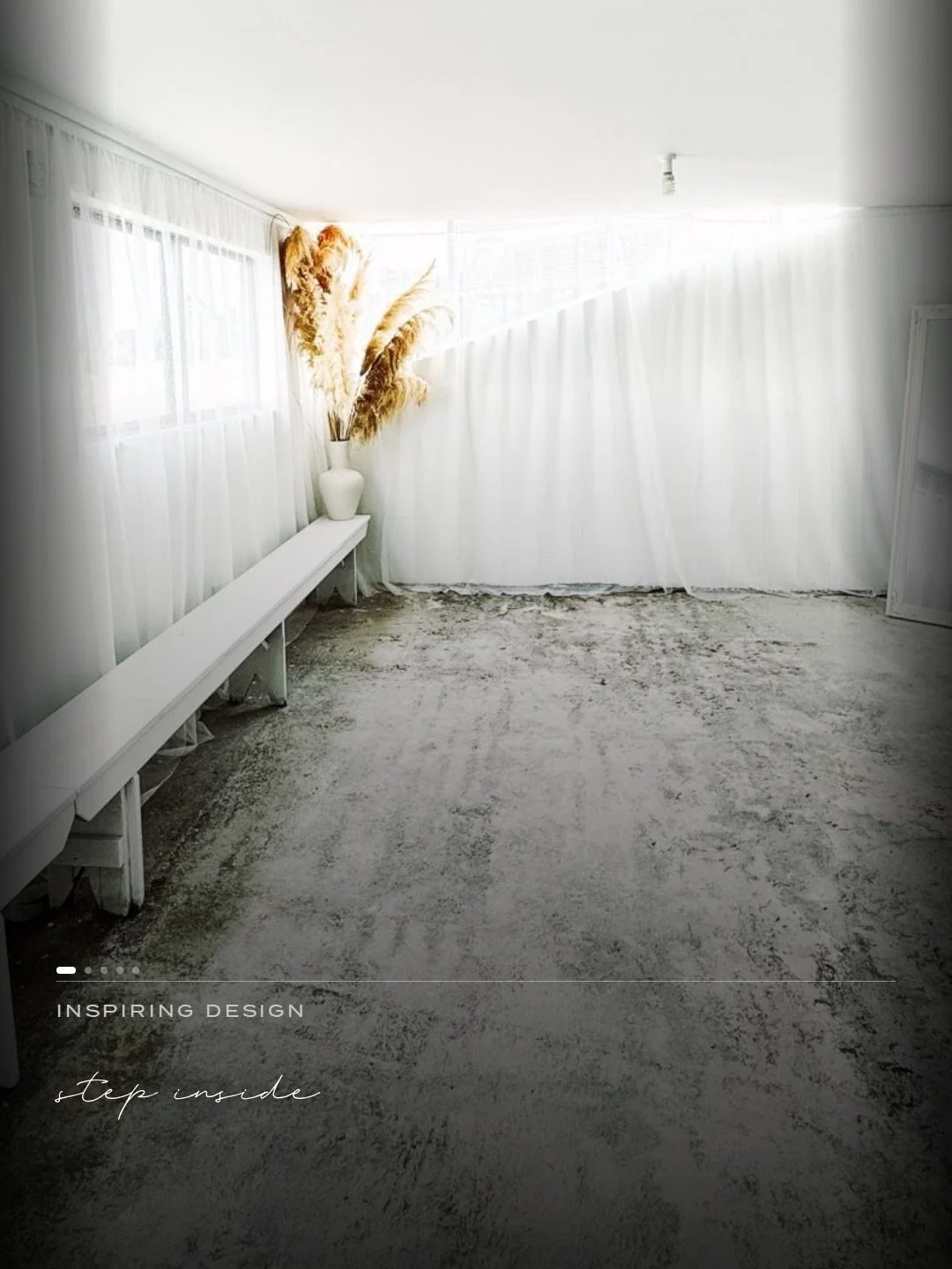 Step inside our studio ✨ Tucked into the heart of Waikouaiti, our space is a creative sanctuary, natural light, backdrops, lighting, props, fast wifi and a welcoming spot to slow down and create.

> Full-day hire is just $49 for one studio or $99 