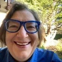 Laura Allen.jpg