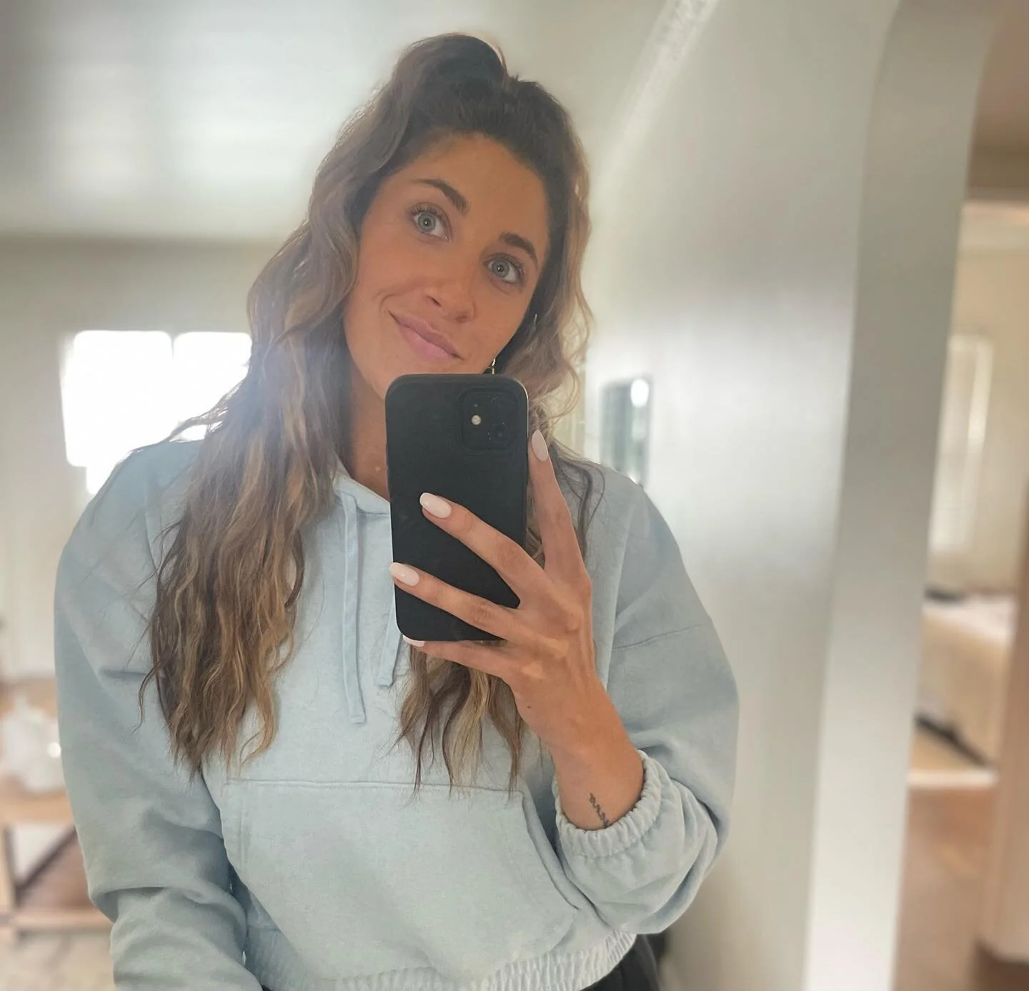 is there such a thing as too many selfies? 🙈