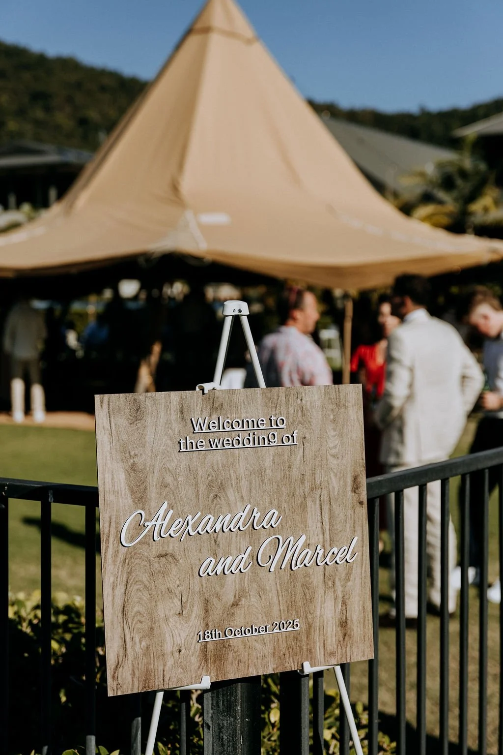 YangaroWeddings_AlexandMarcel_NeilHolePhotography_lowres (276).jpg