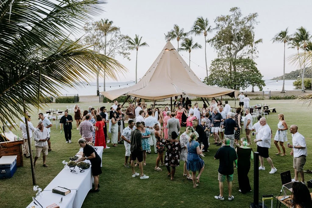 YangaroWeddings_AlexandMarcel_NeilHolePhotography_lowres (468).jpg