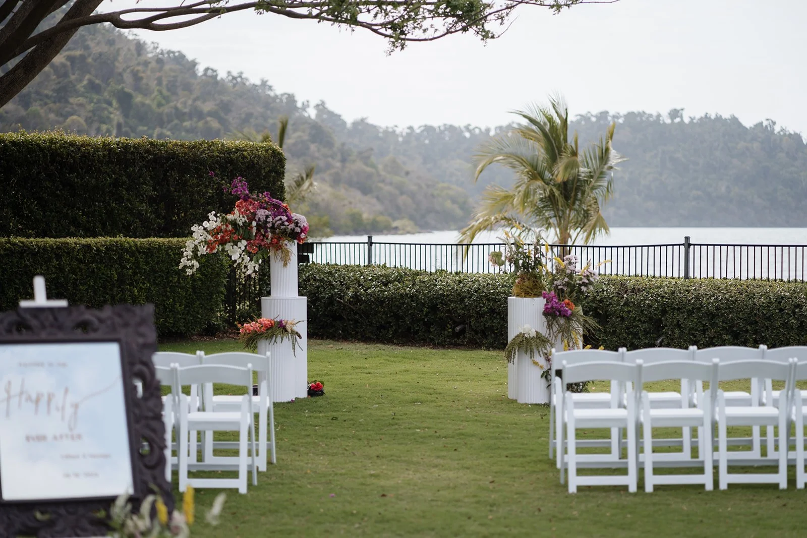 Yangaro_Wedding_Whitsundays_YasimanandCallum_WhiteImages (8).jpg