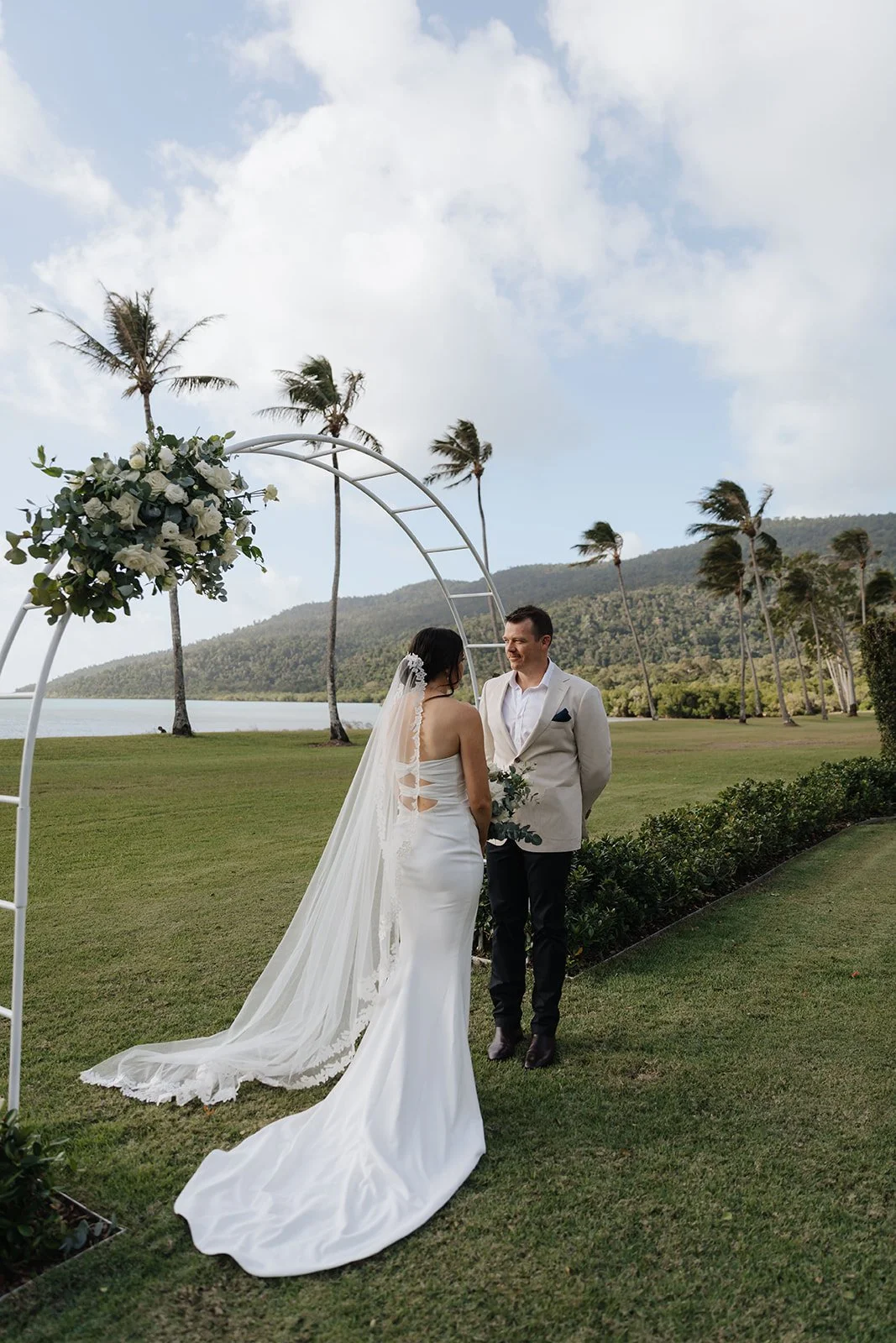Yangaro_Wedding_Whitsundays_CassandraandDrew_WhiteImages (18).jpg