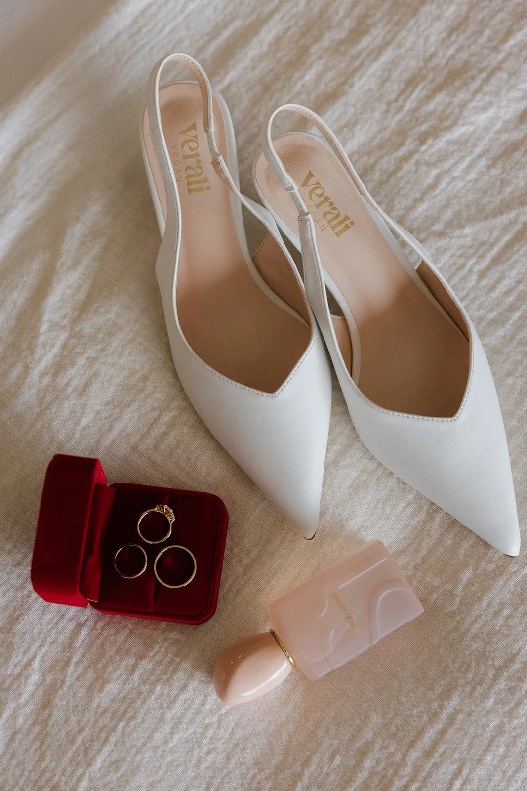 Yangaro_Weddings_Whitsundays_RachaelandTyler_BennedictSutton (8).jpg