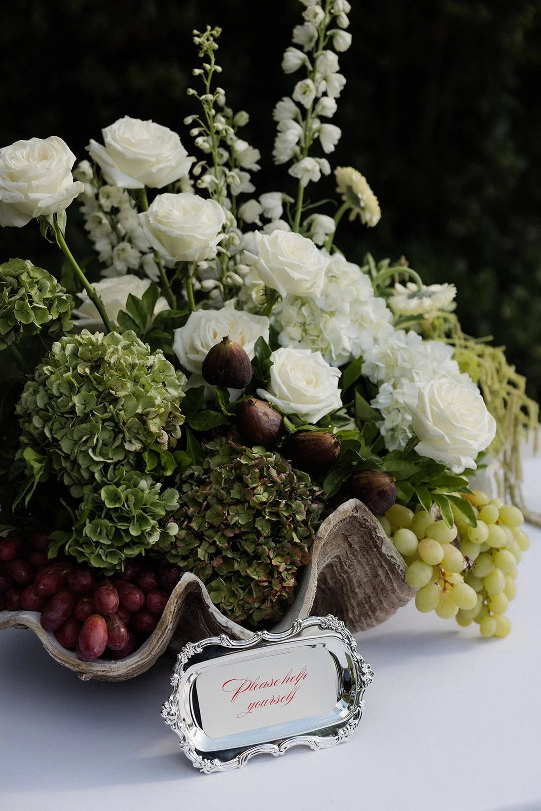 Yangaro_Weddings_Whitsundays_RachaelandTyler_BennedictSutton (20).jpg