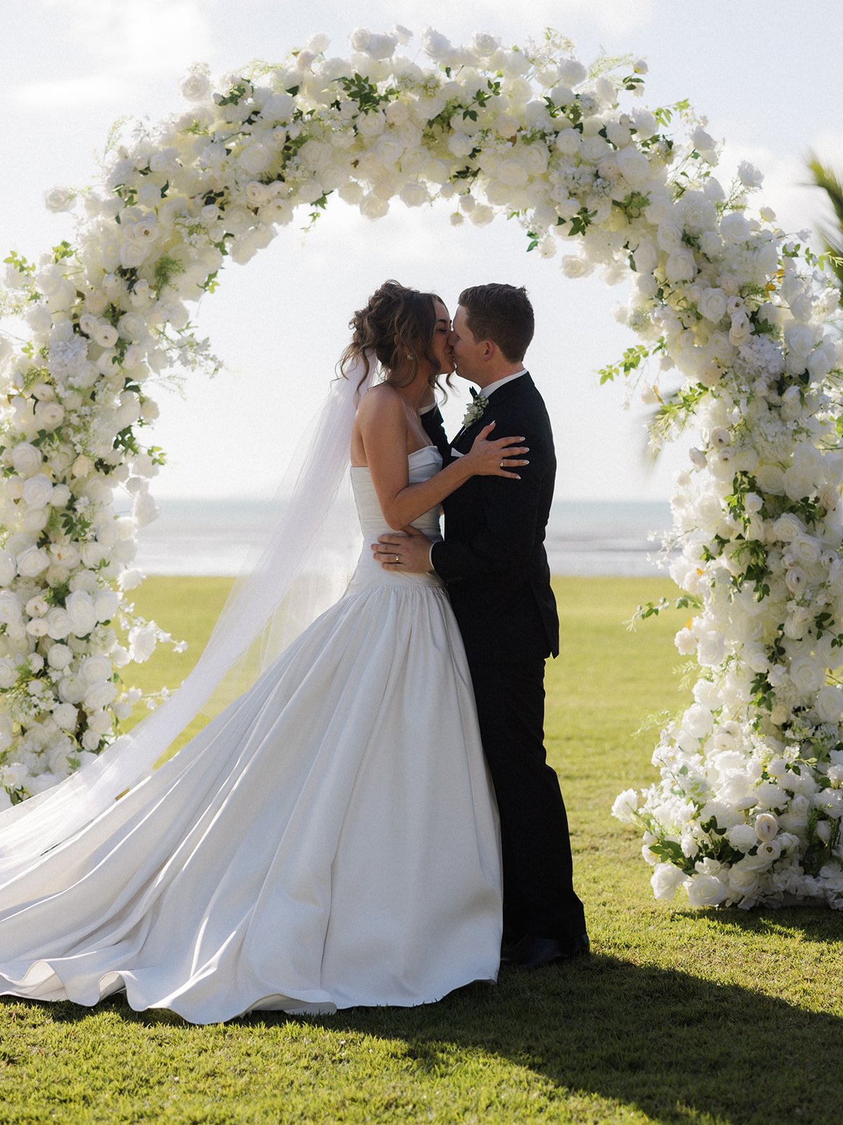 Yangaro_Weddings_Whitsundays_RachaelandTyler_BennedictSutton (28).jpg