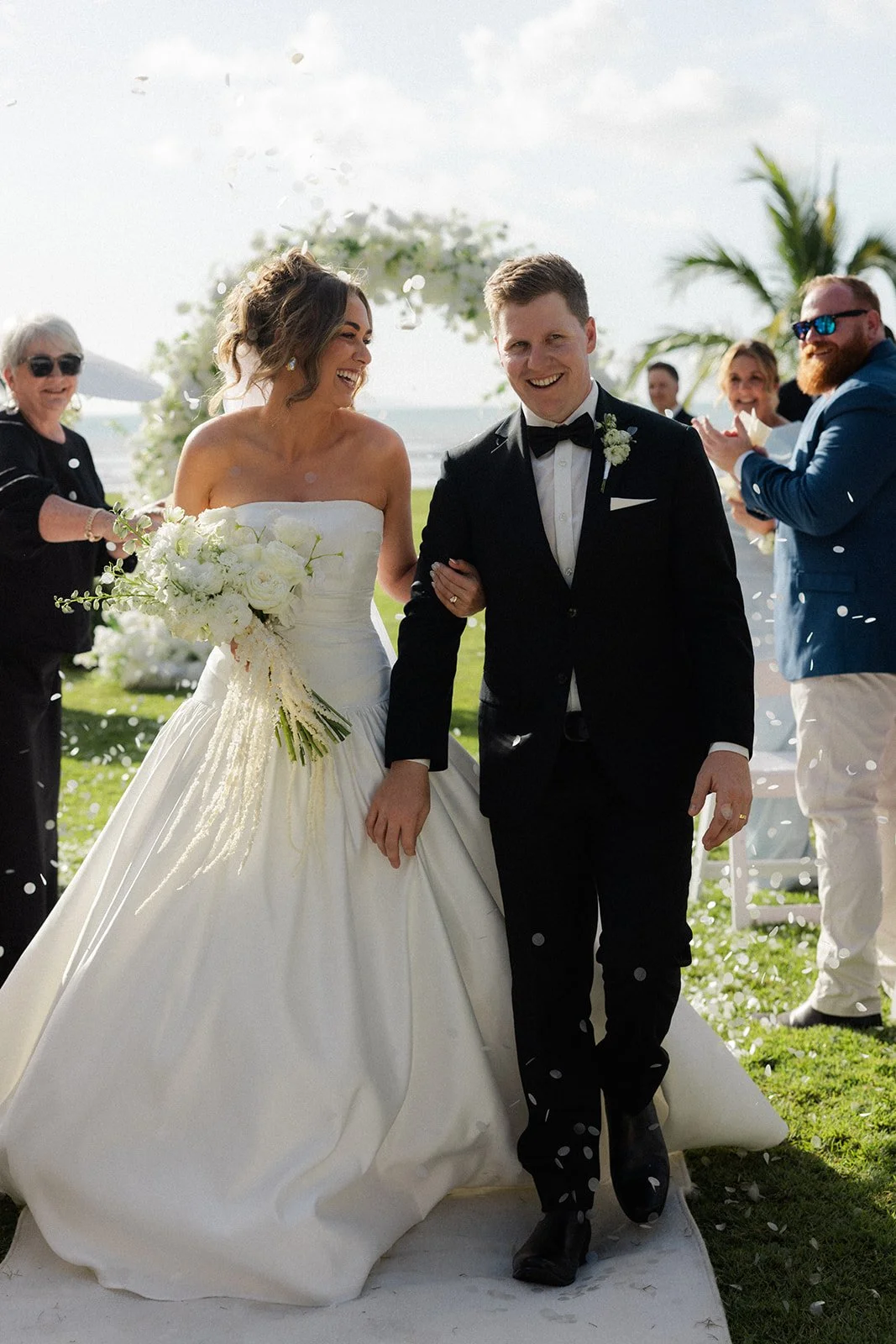 Yangaro_Weddings_Whitsundays_RachaelandTyler_BennedictSutton (32).jpg