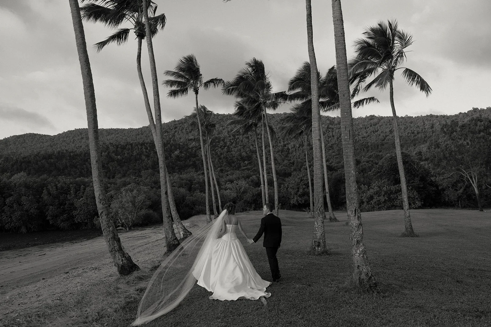 Yangaro_Weddings_Whitsundays_RachaelandTyler_BennedictSutton (50).jpg