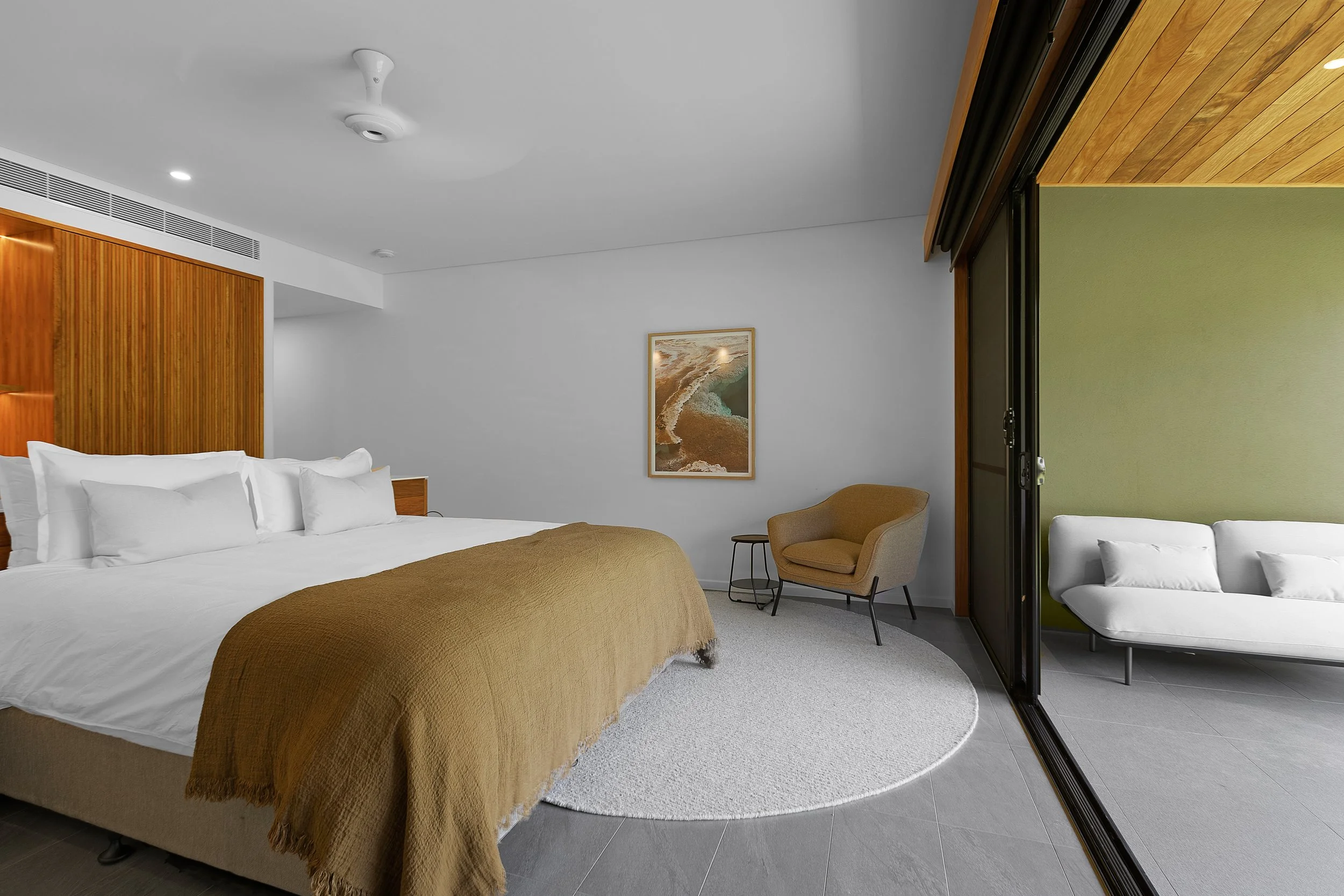 Yangaro_Resort_Topaz_Luxury_Villa (29).jpg