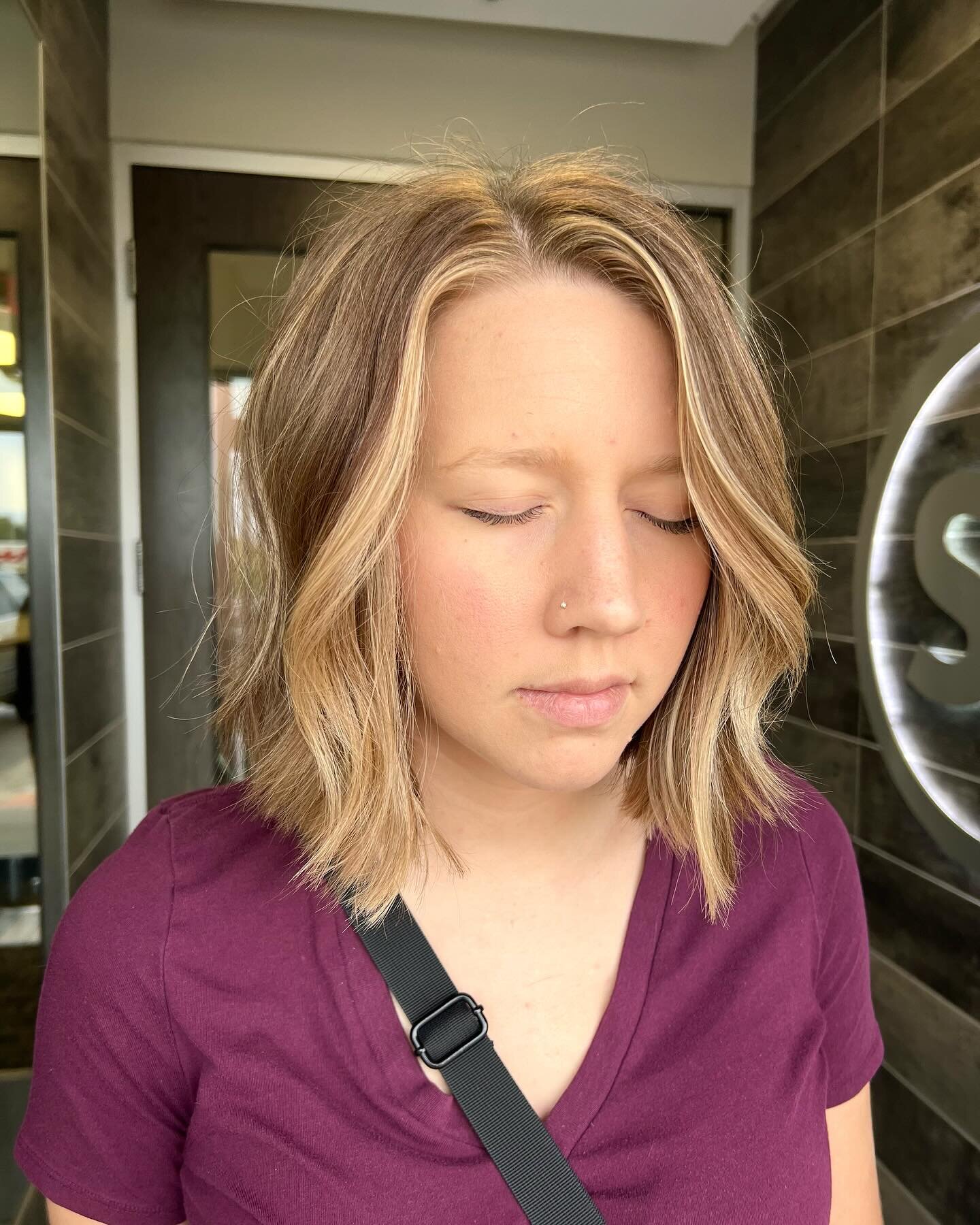 sprinkling that fall spice into every appointment lately 🍂🍁

Get those holiday appointments book while they are still available 

booking link in bio