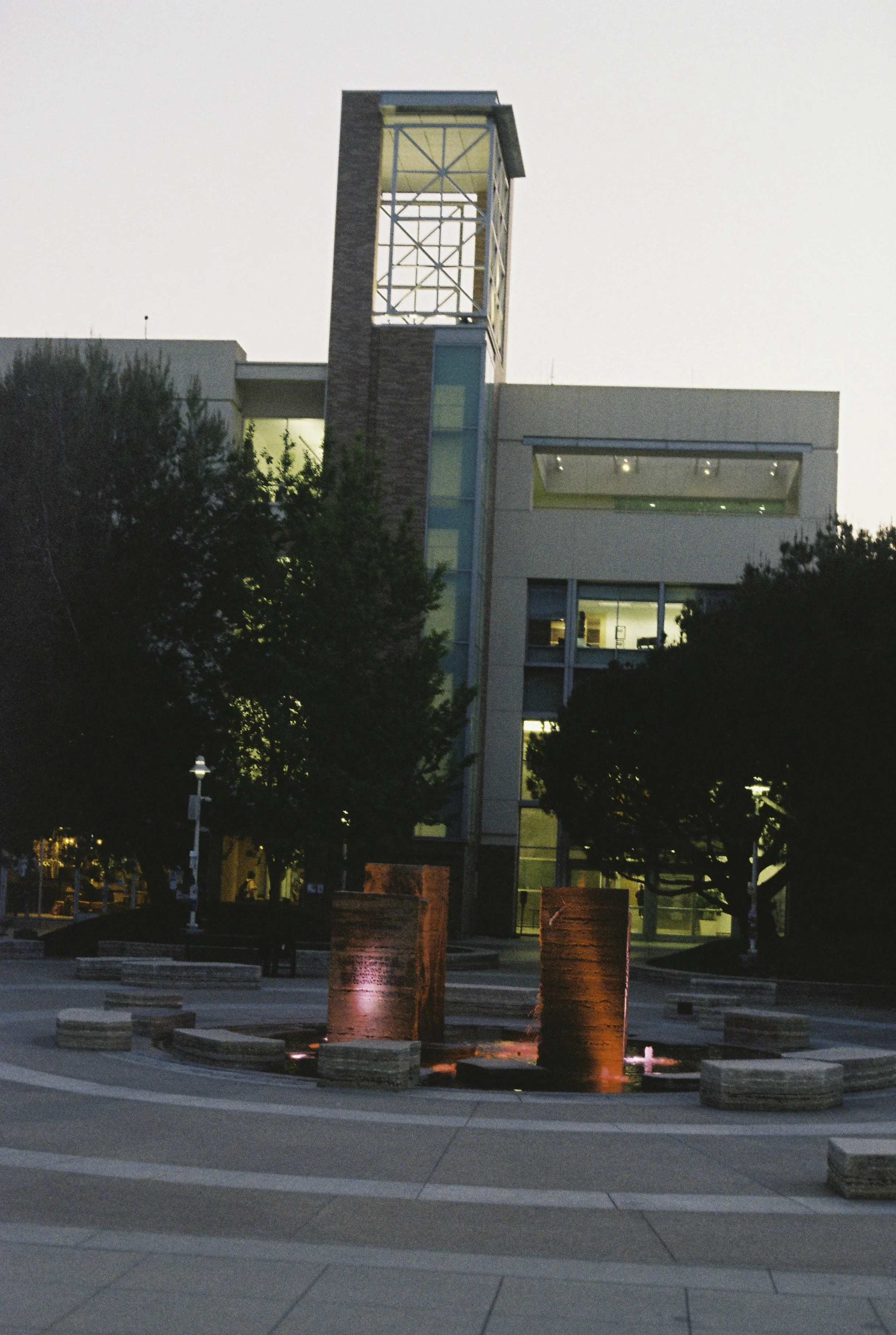 004759-R1-17.jpg