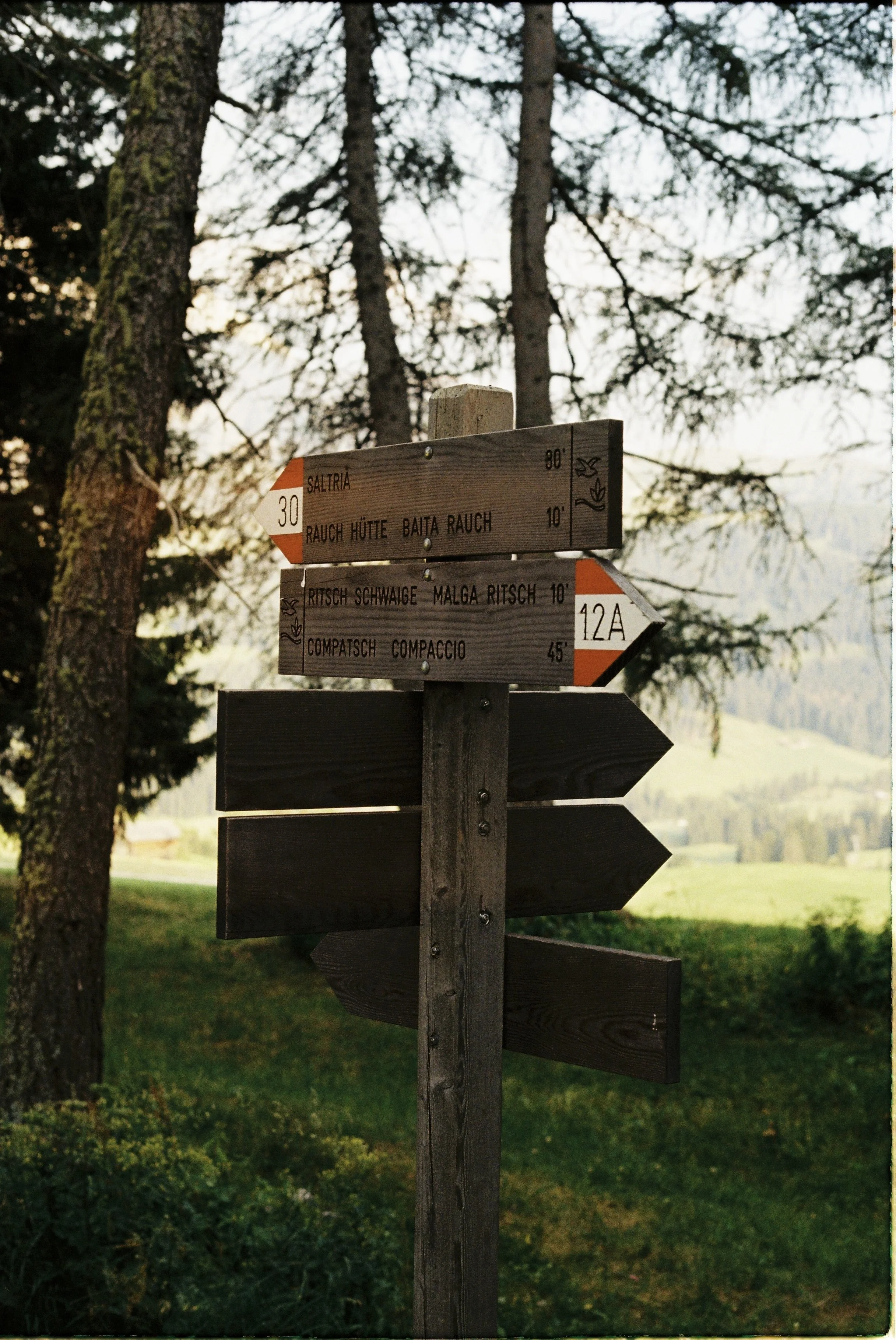 R1-00940-020A.JPG