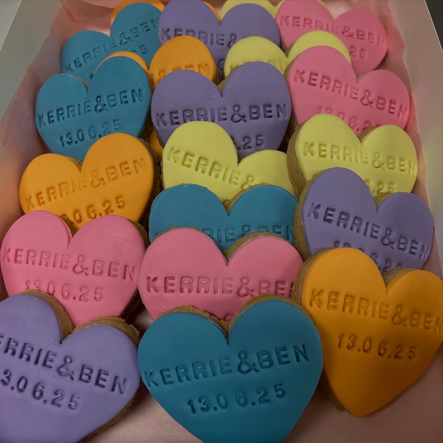 Vegan, gluten and nut free Vanilla Sugar cookies for a Wedding! 💍🩷

Congratulations Kerrie and Ben! We hope your wedding day was filled with lots of love, laughter and smiles! 😊
