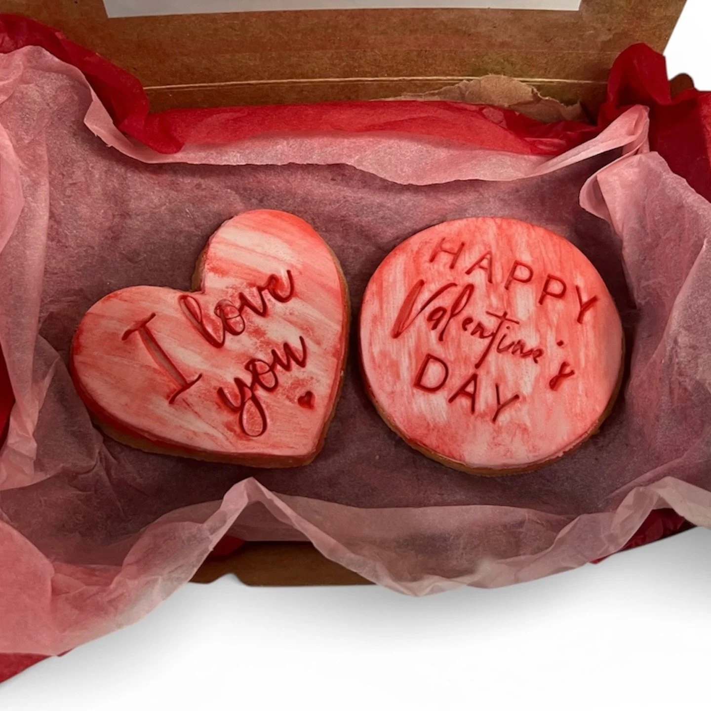 Valentine&rsquo;s Day range available online now! ❤️
100% vegan, gluten &amp; nut free! Safe for coeliacs 😊

Find us online https://www.gilbertandmarcel.com.au
Or call us to order (03) 9762 6768

Pick-up direct from our Chirnside Park premises 

#gi