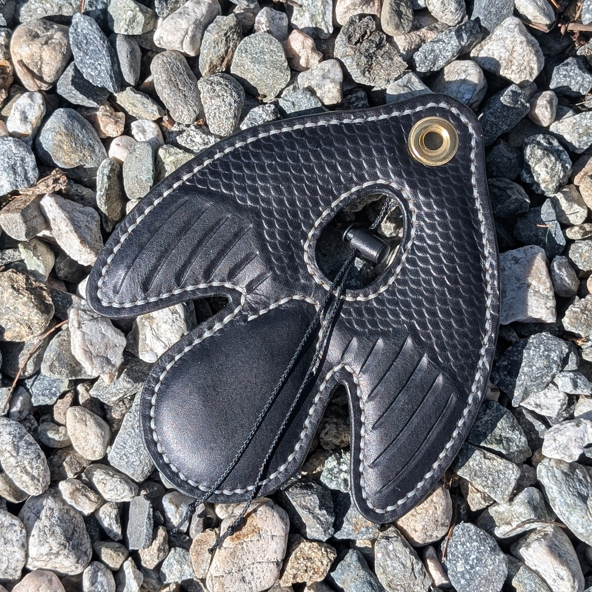 Black Tooled Dove Lure.png