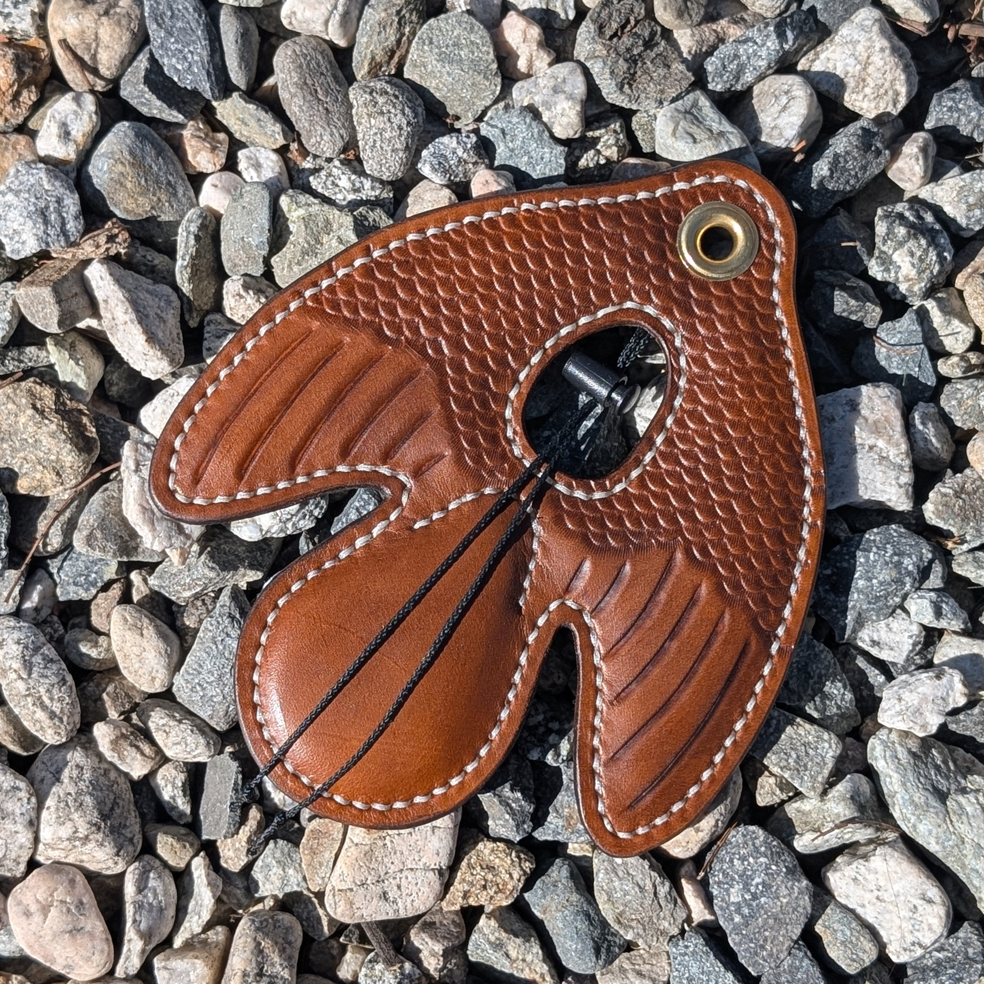 Briat Brown Tooled Dove Lure.png