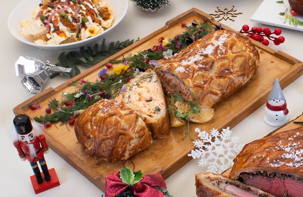 festive-takeaway-tanglin-cookhouse-Christmas-Salmon-Wellington.jpg