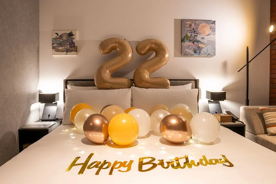 An Over-the-Top Celebration Balloon Installation